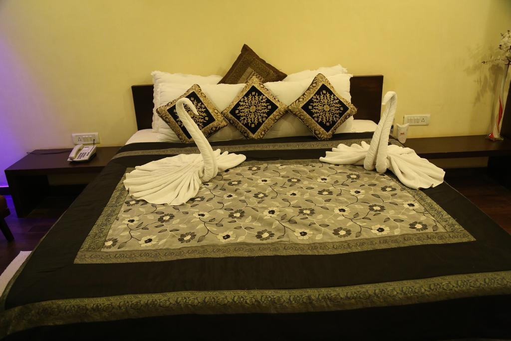 Meuse Jupiter Business And Luxury Hotel Nashik Quarto foto