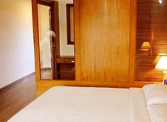 Meuse Jupiter Business And Luxury Hotel Nashik Quarto foto