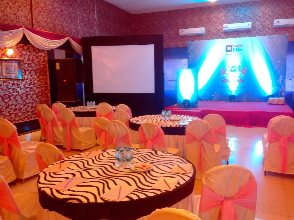 Meuse Jupiter Business And Luxury Hotel Nashik Exterior foto